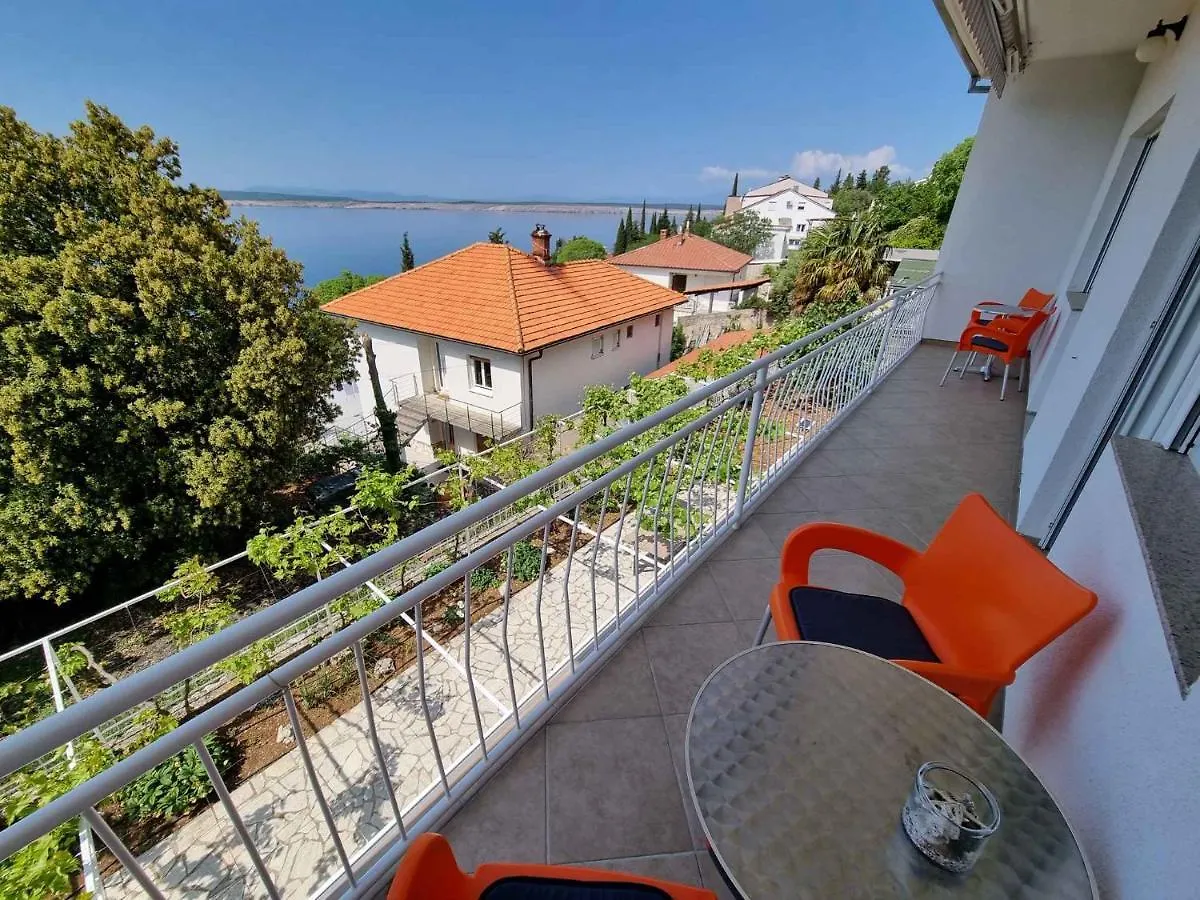 Apartment In Dramalj 42930