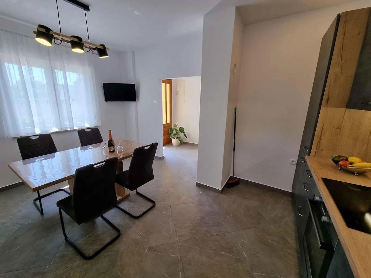 Apartment In Dramalj 42930 Croatia